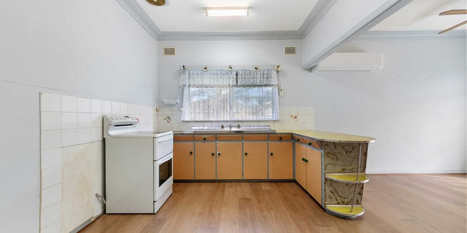 70 Uligandi Street Ettalong Beach 70 Uligandi Street Ettalong Beach