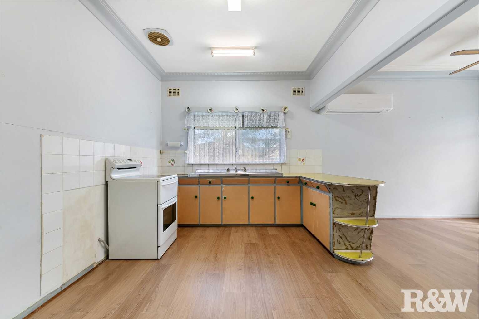 70 Uligandi Street Ettalong Beach 70 Uligandi Street Ettalong Beach