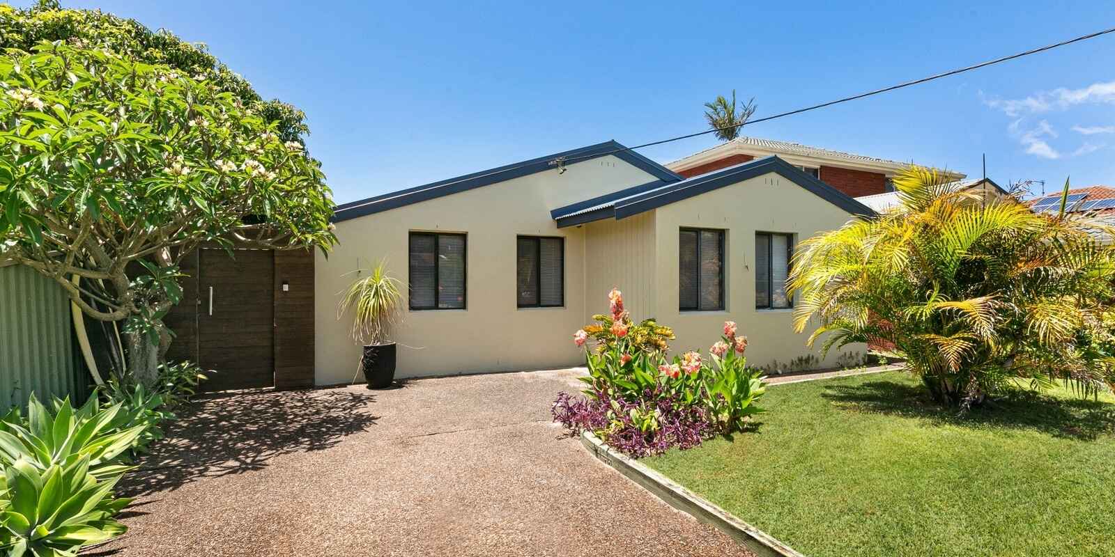 42 Honeysuckle Street Umina Beach