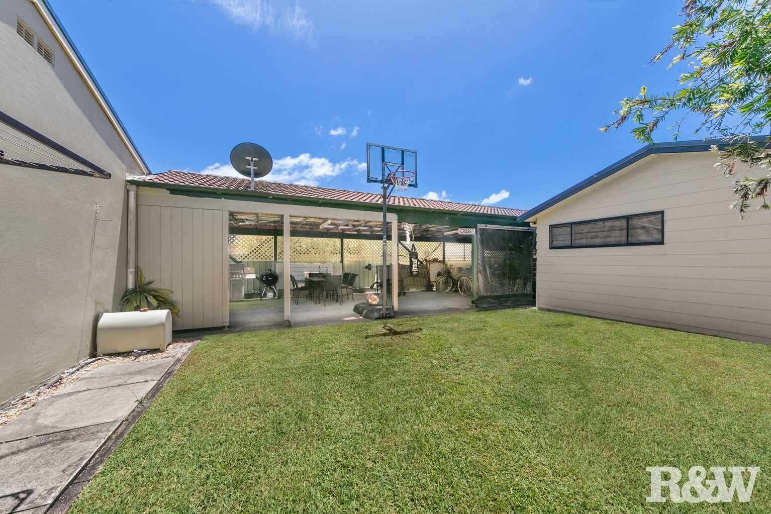 42 Honeysuckle Street Umina Beach