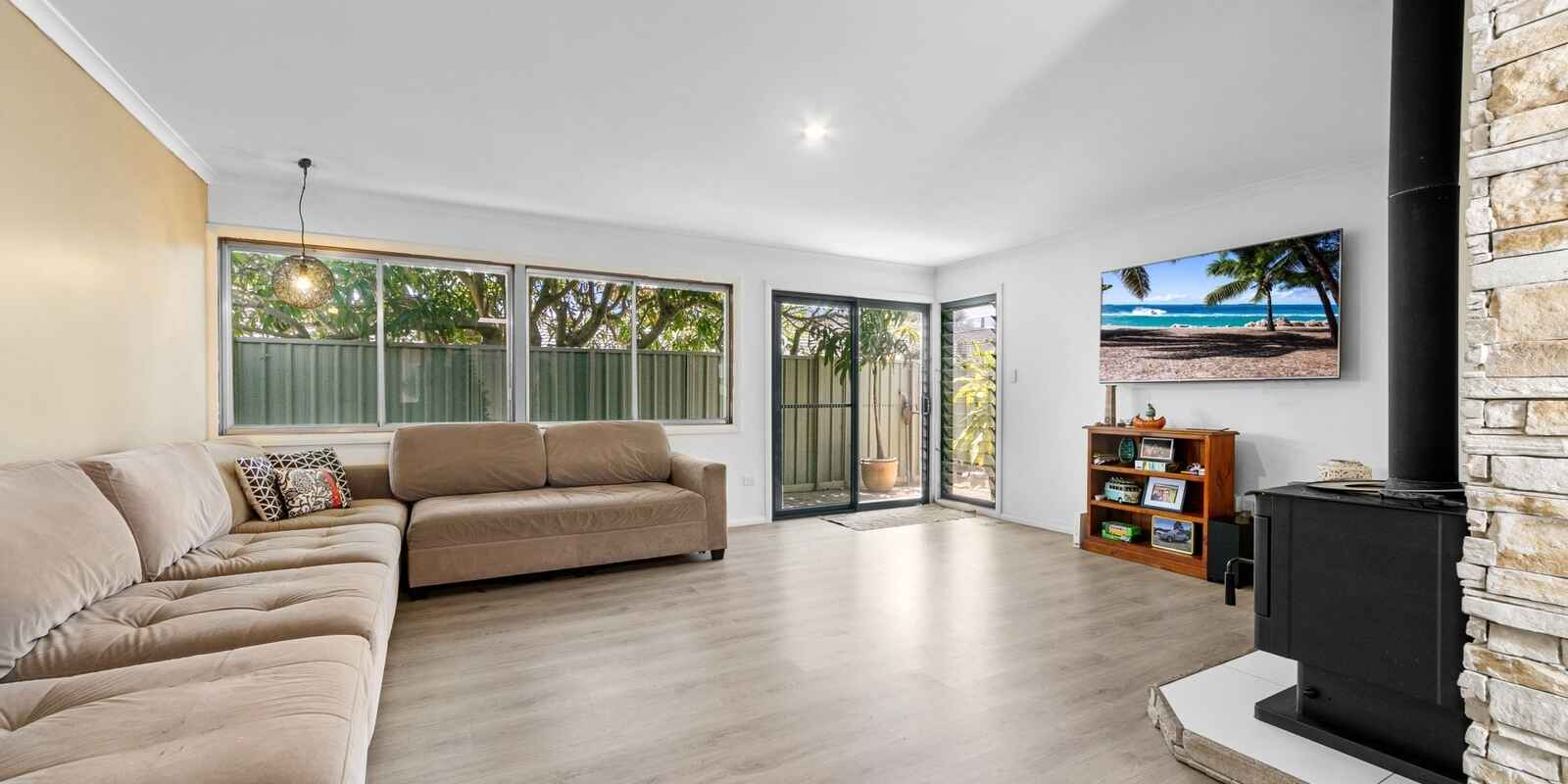 42 Honeysuckle Street Umina Beach