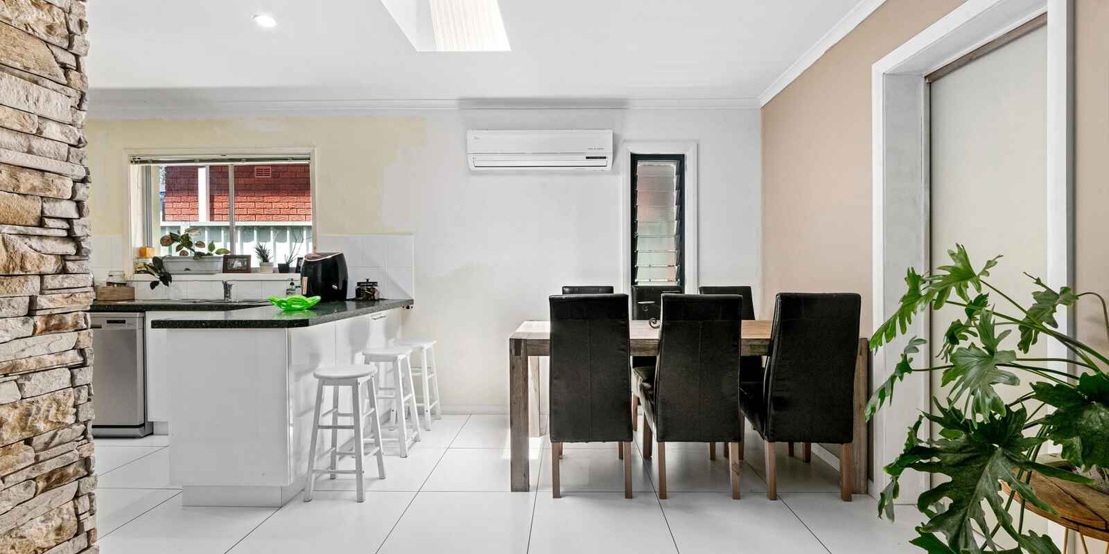 42 Honeysuckle Street Umina Beach