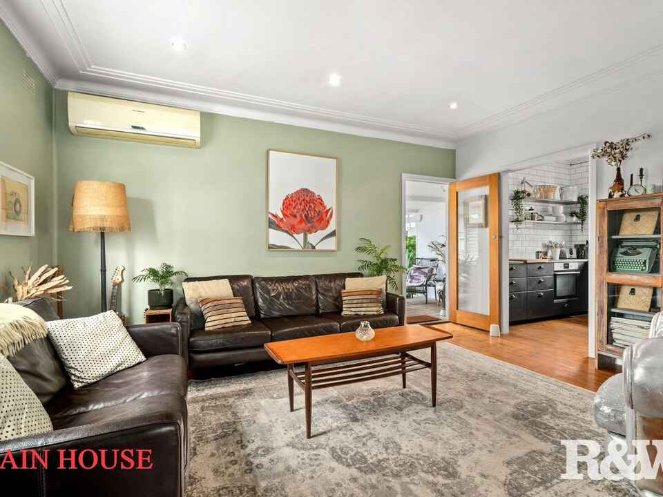 34 Carrington Avenue Woy Woy