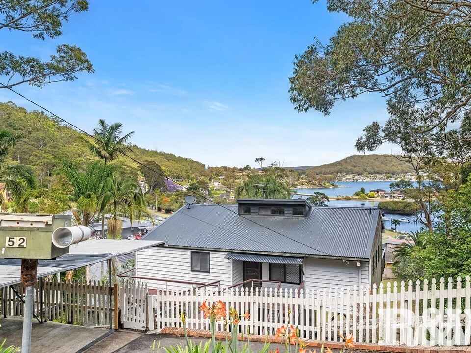 52 Yugari Crescent Daleys Point
