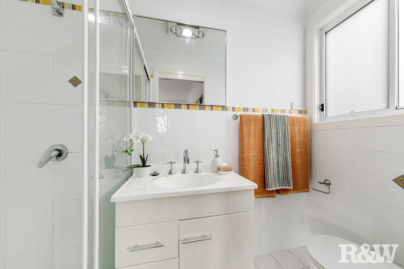 52 Wendy Drive Point Clare 52 Wendy Drive Point Clare