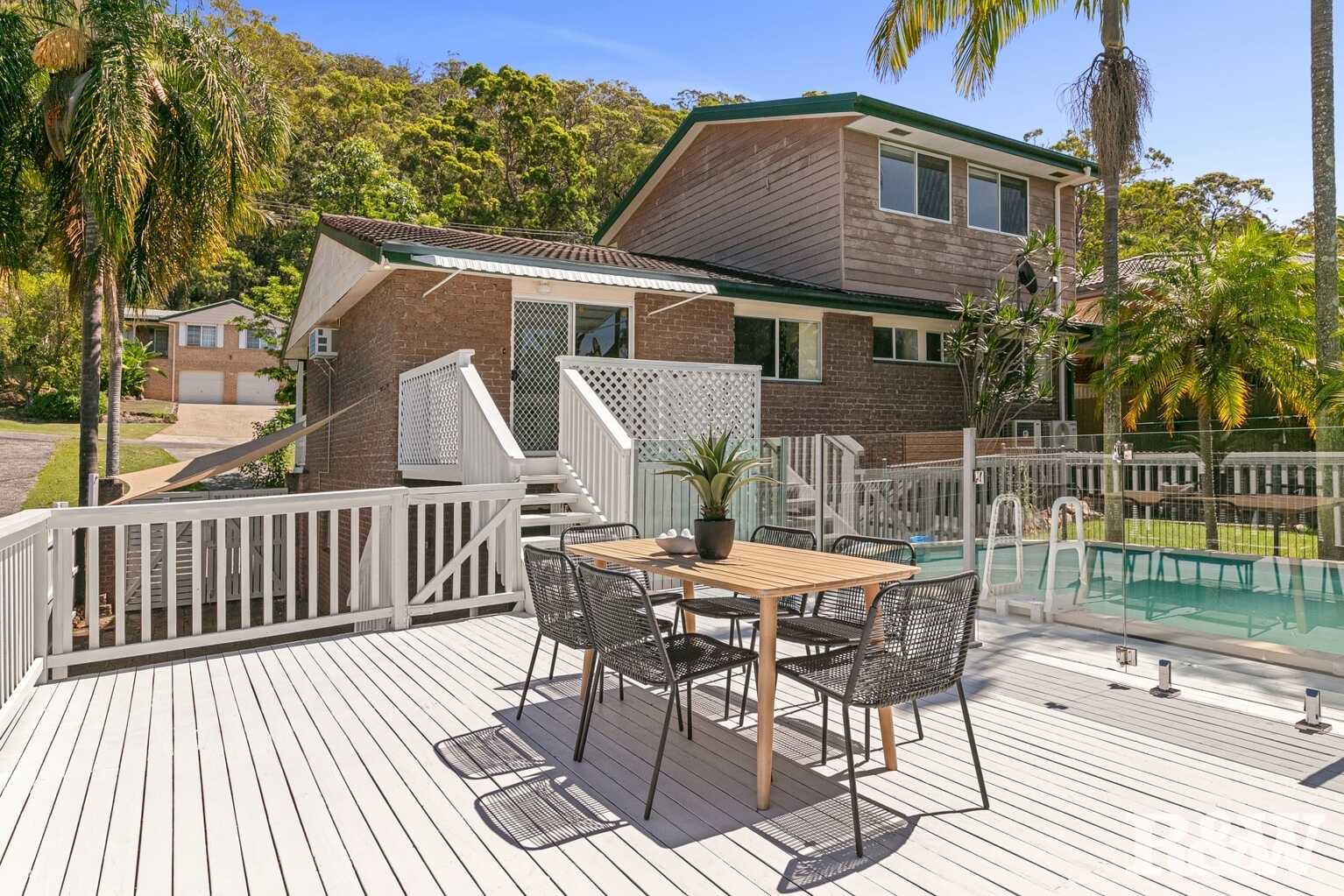 52 Wendy Drive Point Clare 52 Wendy Drive Point Clare