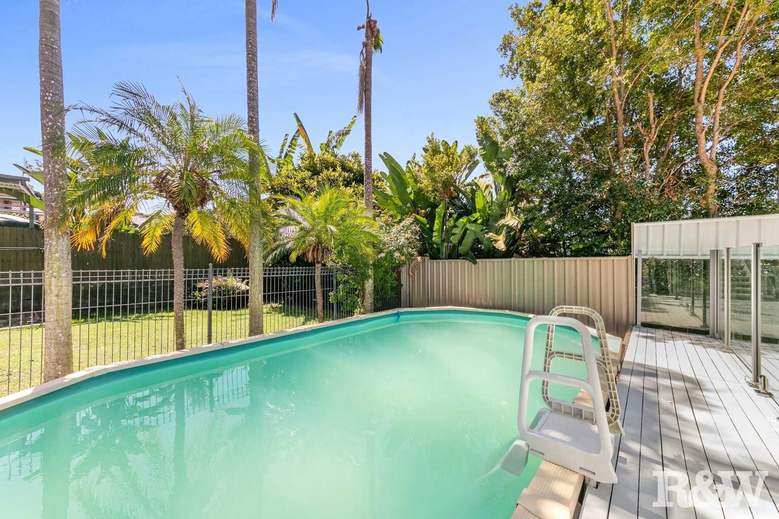 52 Wendy Drive Point Clare 52 Wendy Drive Point Clare