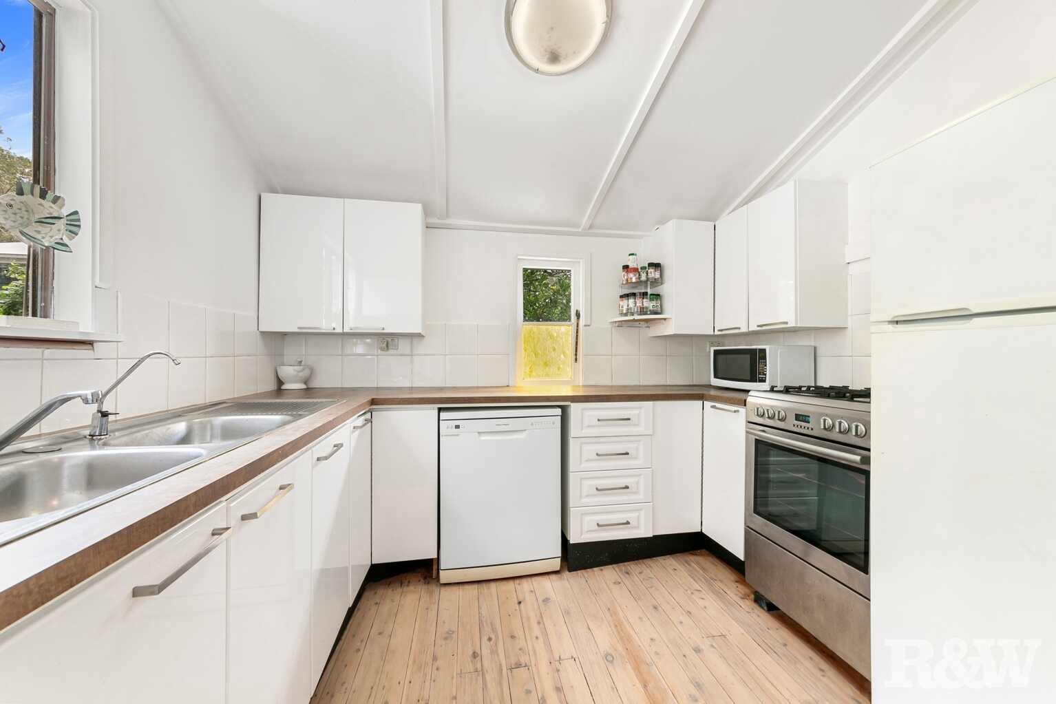 71 Mount Ettalong Road Umina Beach 71 Mount Ettalong Road Umina Beach
