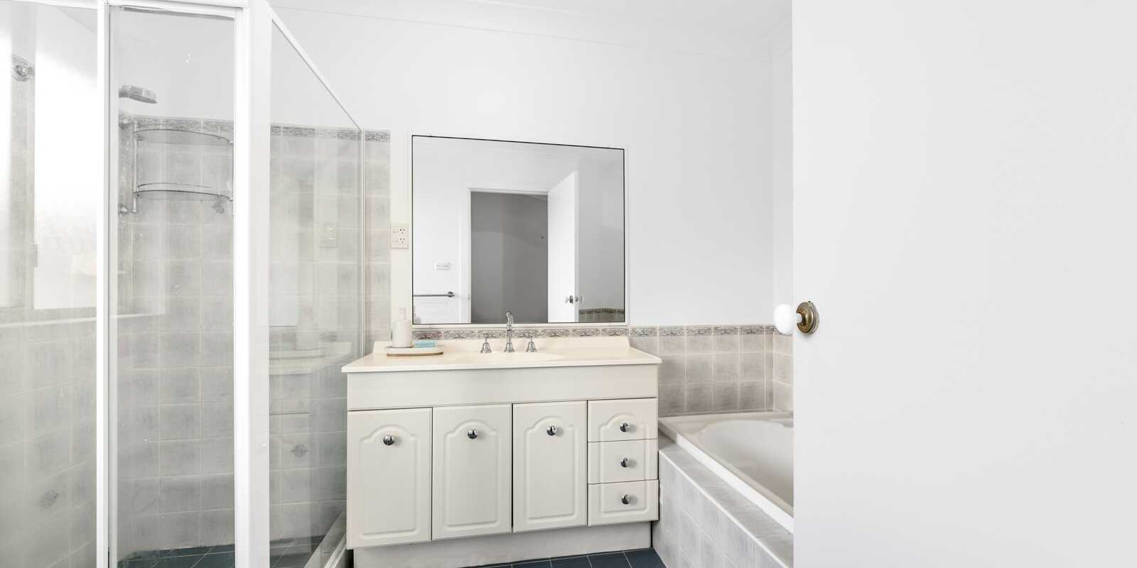 4 Mckellar Close Point Clare 4 Mckellar Close Point Clare