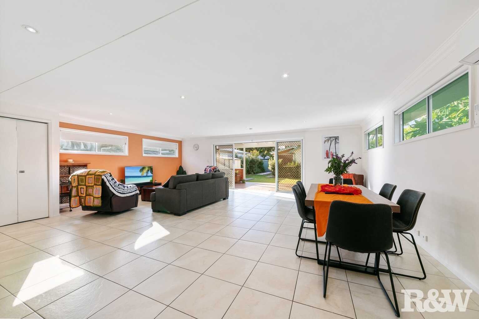 73 Hobart Avenue Umina Beach 73 Hobart Avenue Umina Beach