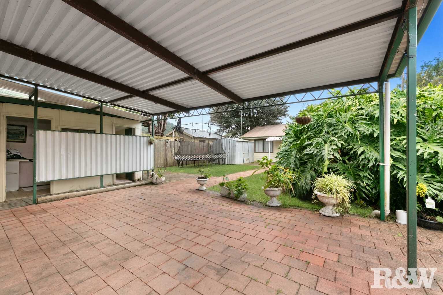 28 Coolabah Street Ettalong Beach 28 Coolabah Street Ettalong Beach