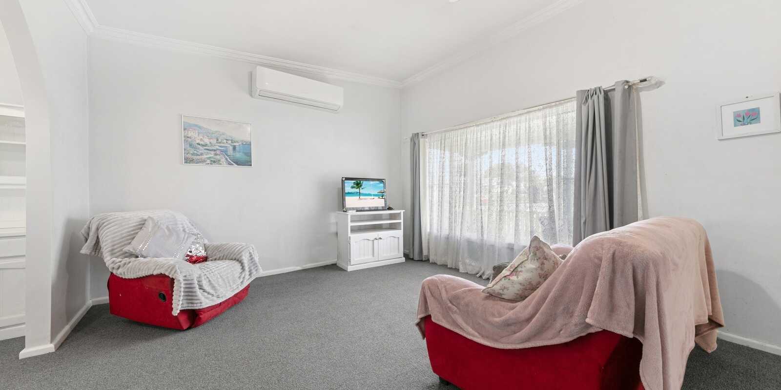 28 Coolabah Street Ettalong Beach 28 Coolabah Street Ettalong Beach