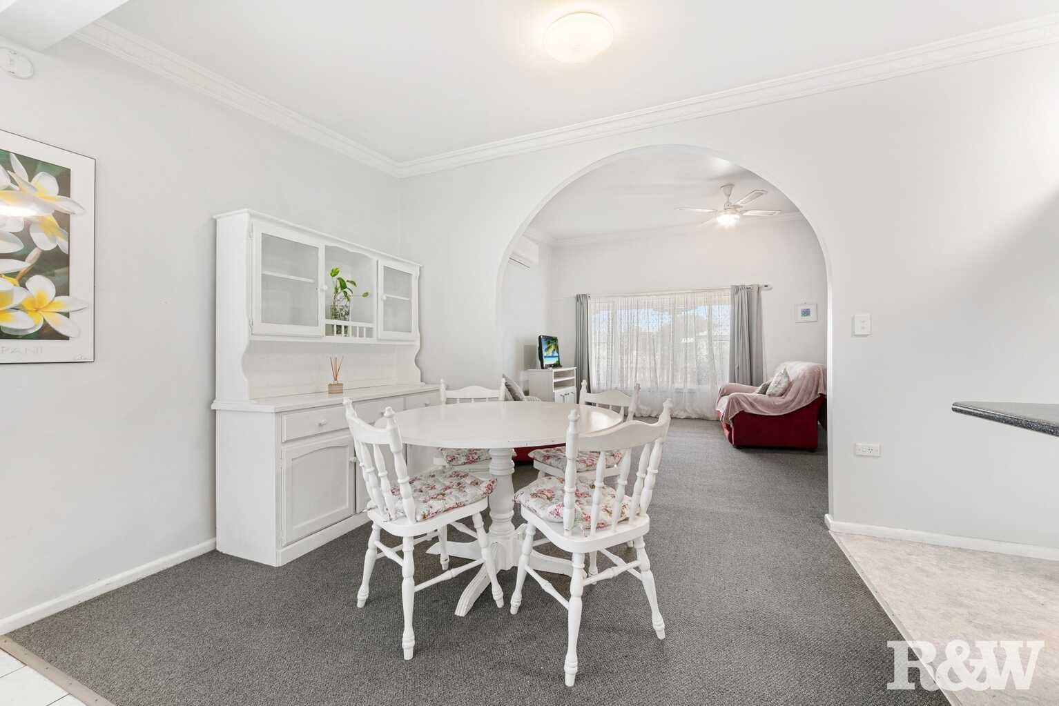 28 Coolabah Street Ettalong Beach 28 Coolabah Street Ettalong Beach