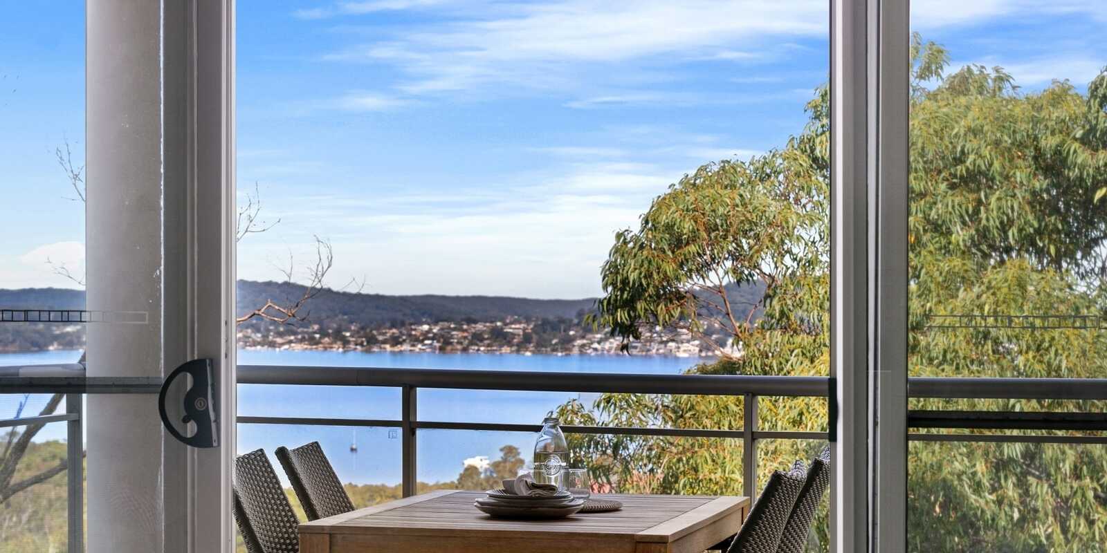 152/80 John Whiteway Drive Gosford 152/80 John Whiteway Drive Gosford