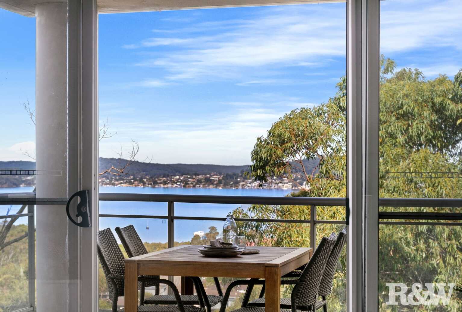 152/80 John Whiteway Drive Gosford 152/80 John Whiteway Drive Gosford