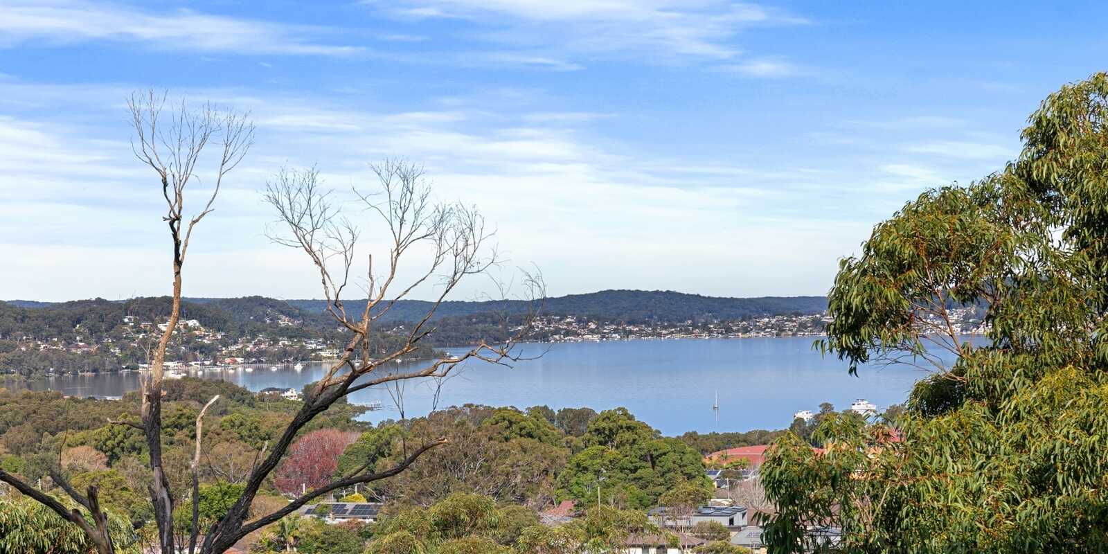 152/80 John Whiteway Drive Gosford 152/80 John Whiteway Drive Gosford