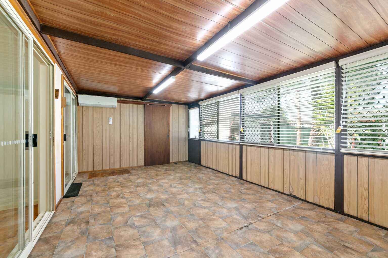 34 Lone Pine Avenue Umina Beach 34 Lone Pine Avenue Umina Beach