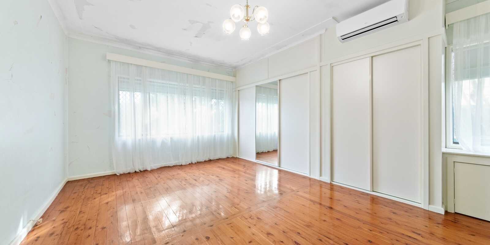 34 Lone Pine Avenue Umina Beach 34 Lone Pine Avenue Umina Beach