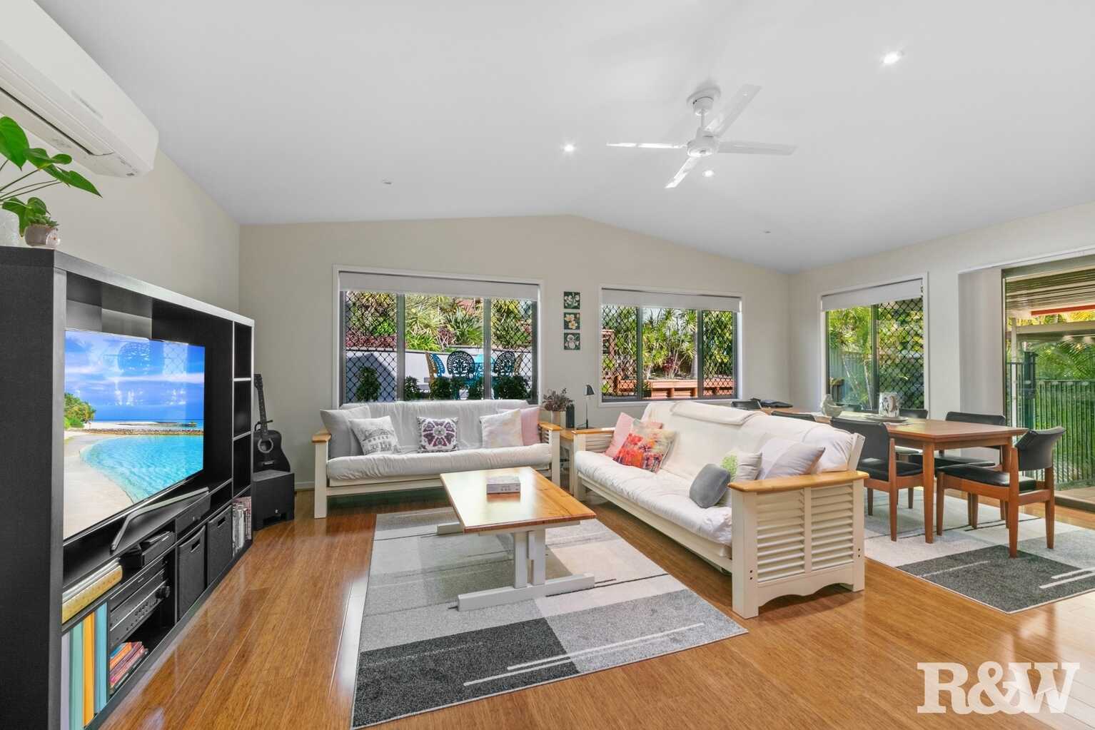 4 Jopson Close Umina Beach 4 Jopson Close Umina Beach