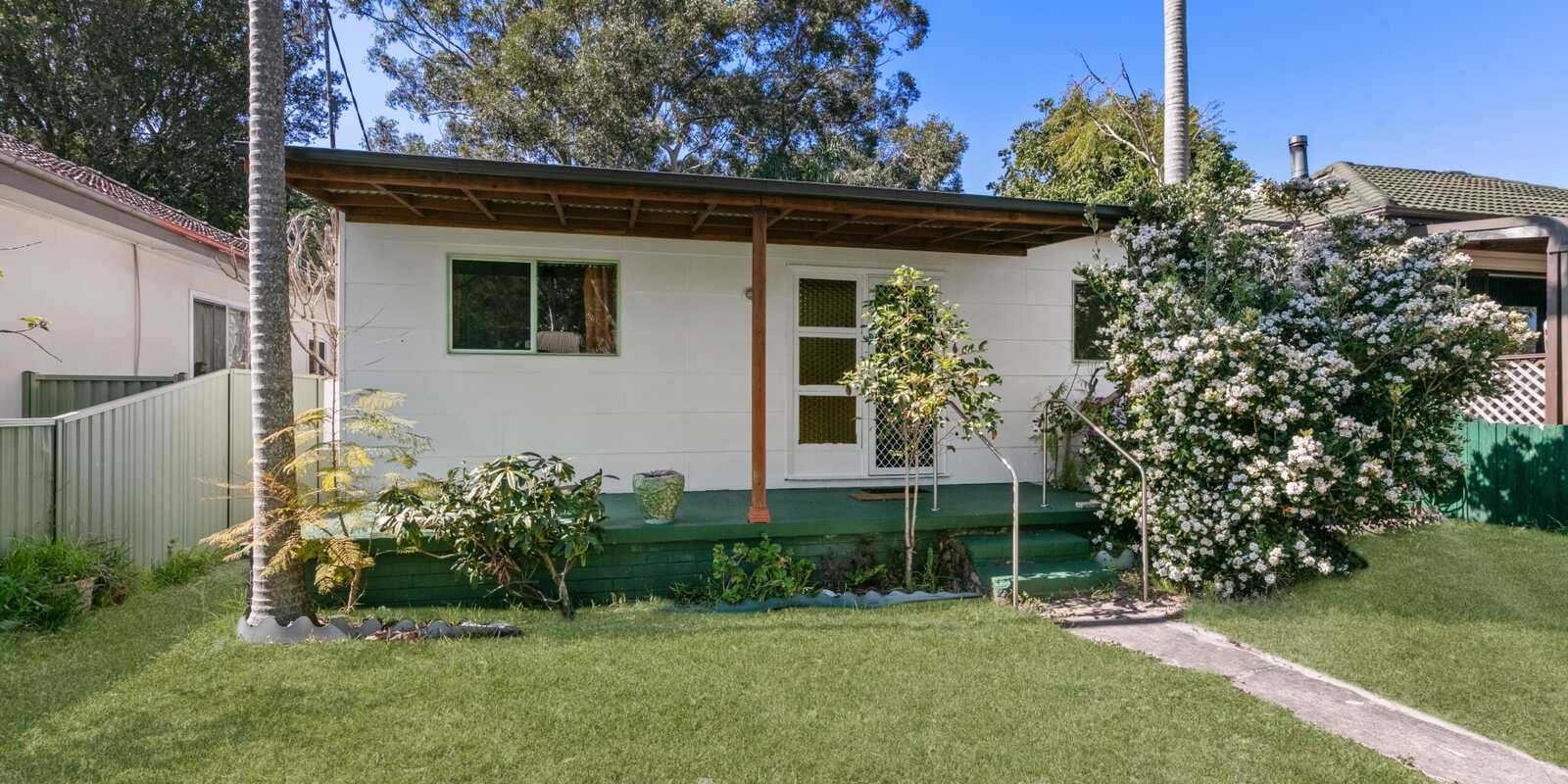 32 Collareen Street Ettalong Beach