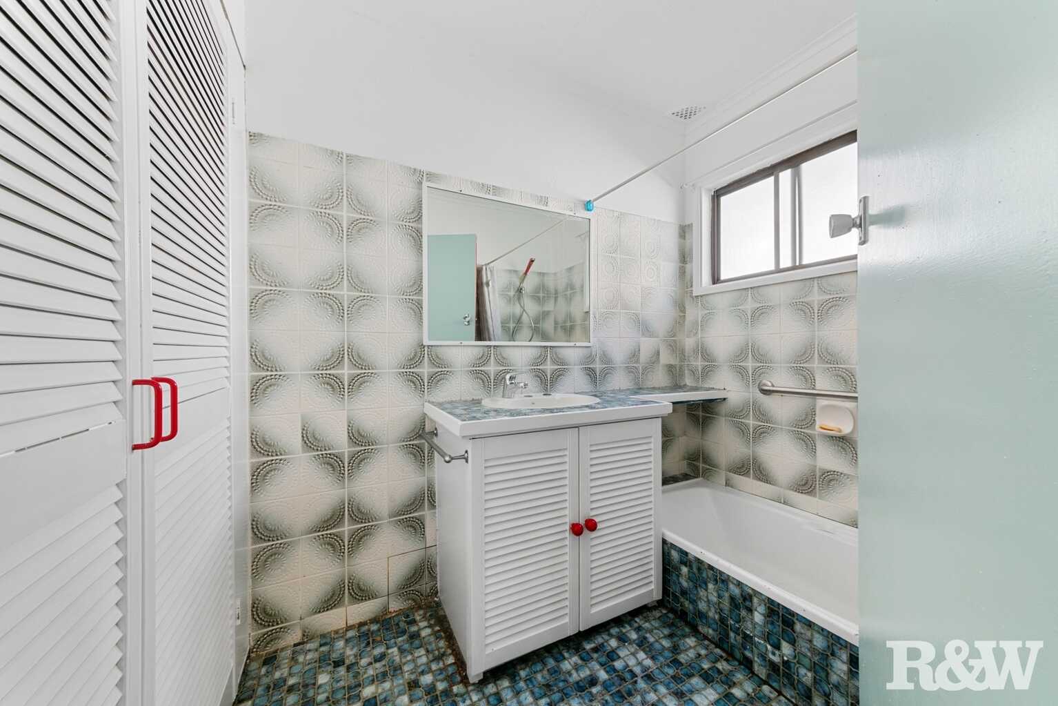 32 Collareen Street Ettalong Beach