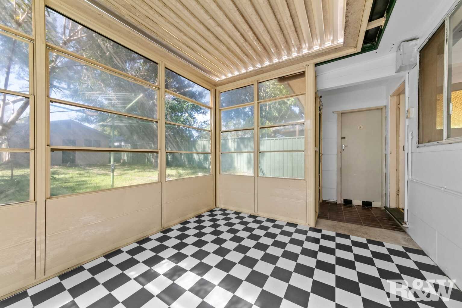 32 Collareen Street Ettalong Beach