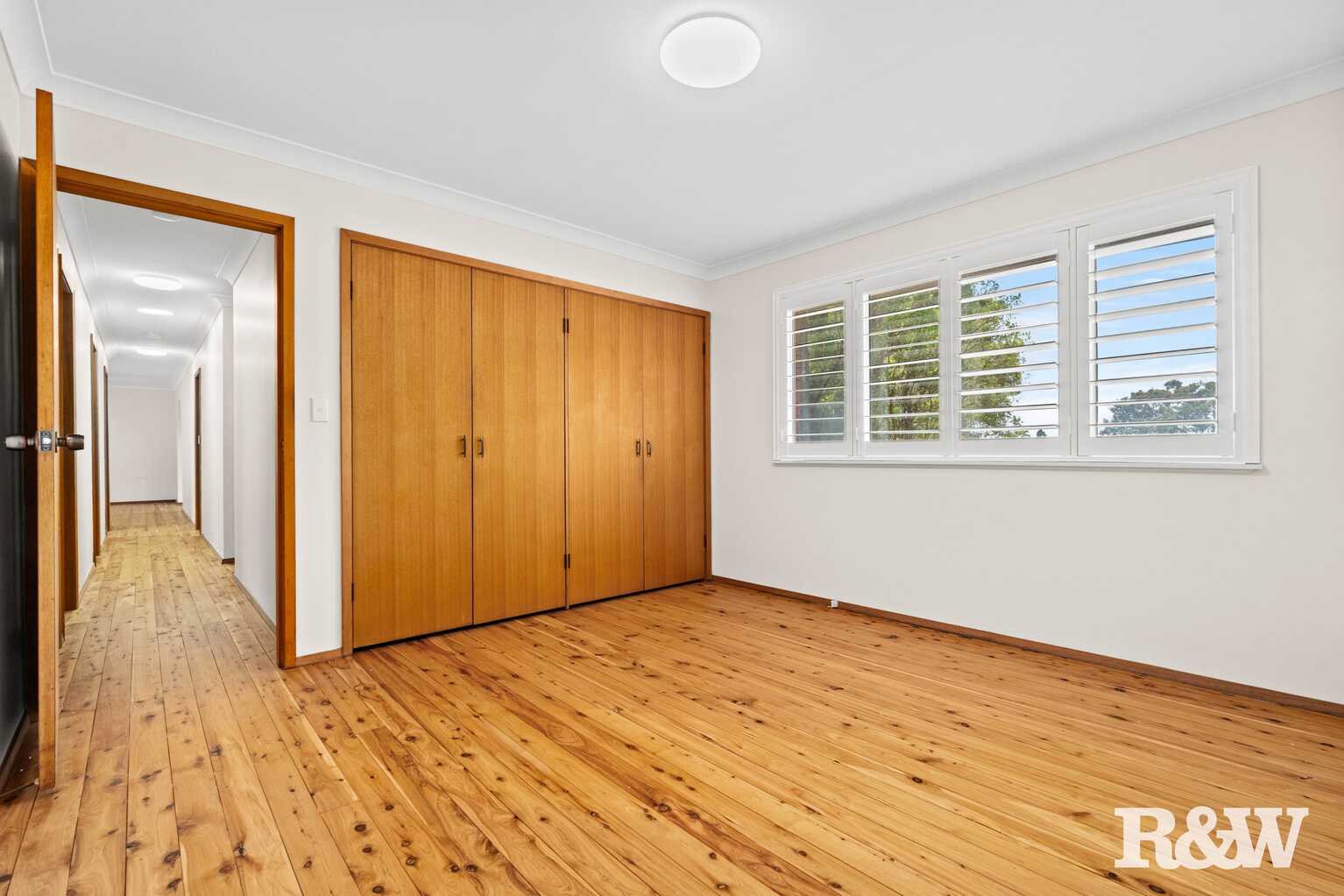 7 Nari Avenue Point Clare