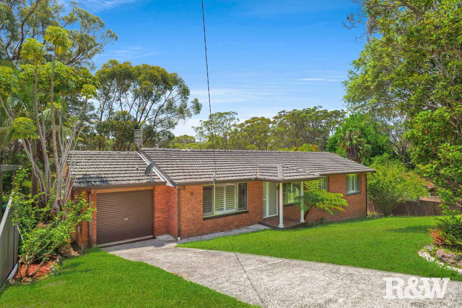 7 Nari Avenue Point Clare