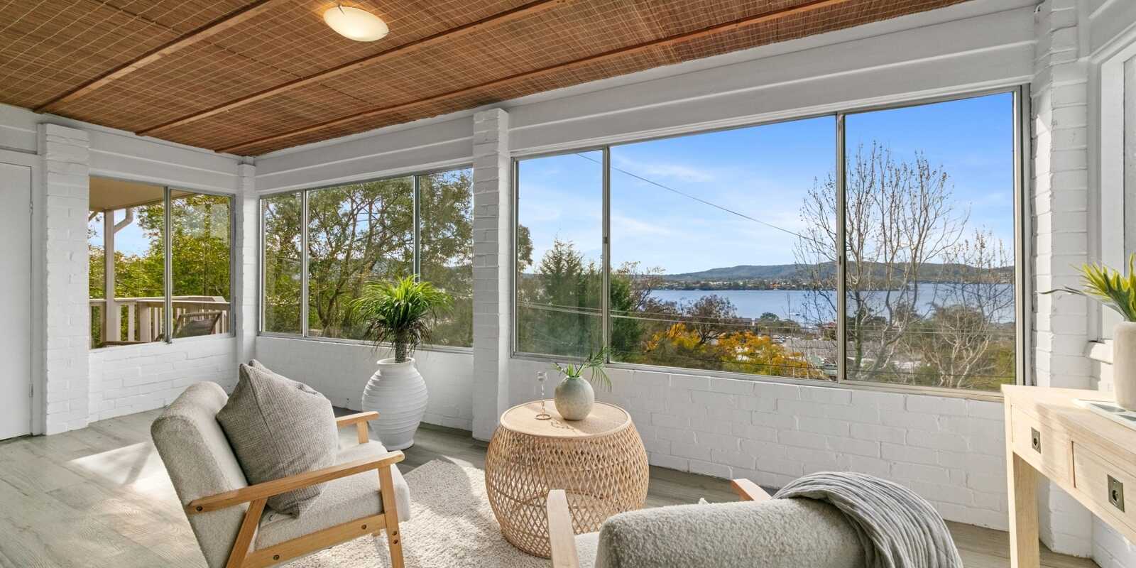 23 Hughes Street Point Clare 23 Hughes Street Point Clare