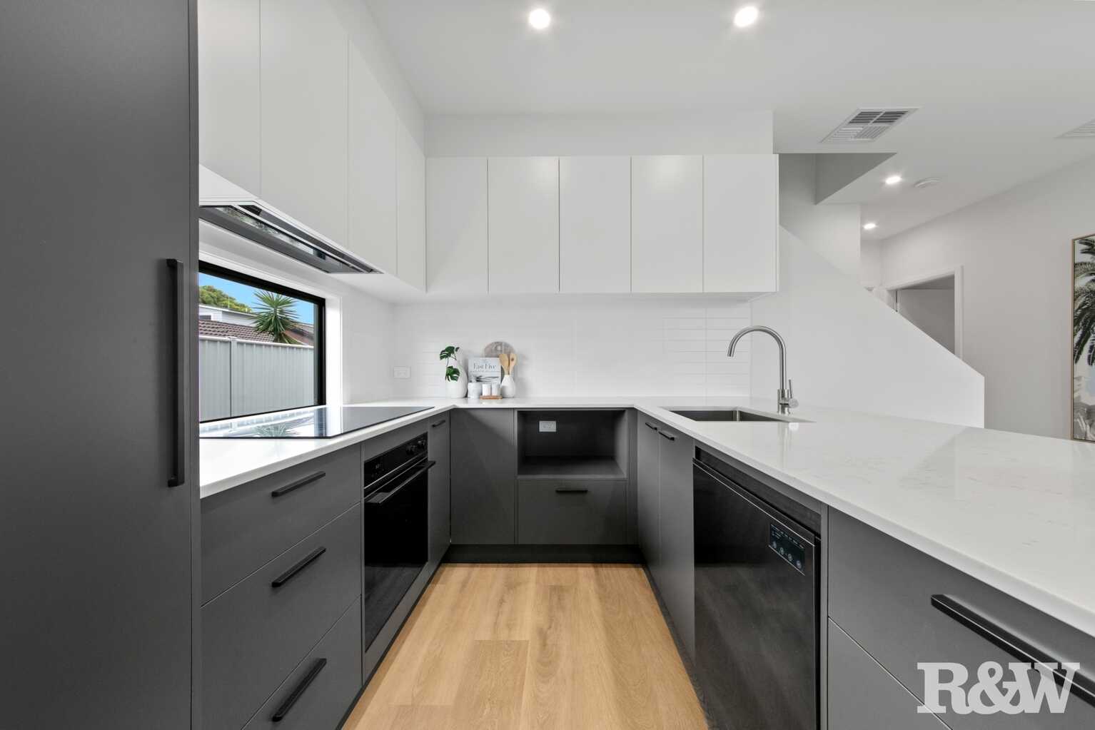 1/21 Warrah Street Ettalong Beach