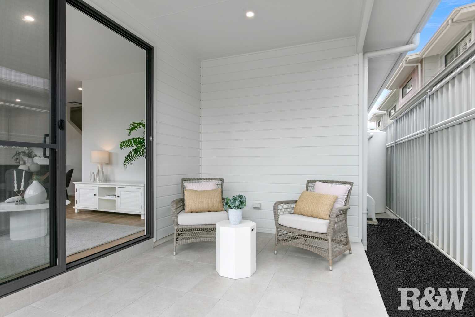 1/21 Warrah Street Ettalong Beach