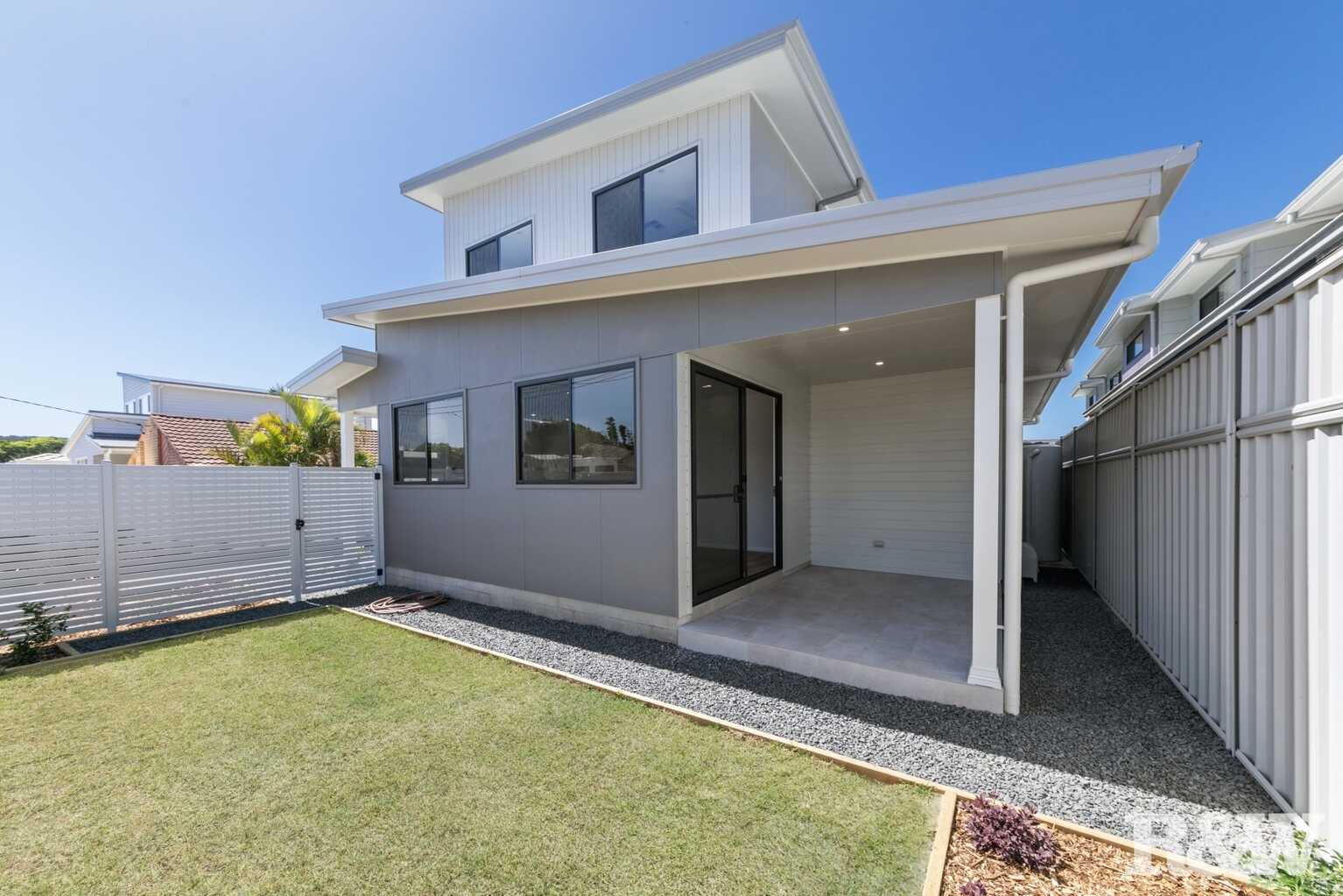 1/21 Warrah Street Ettalong Beach