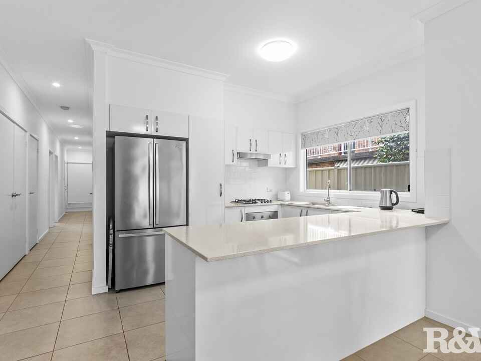 2/77 Victoria Road Woy Woy