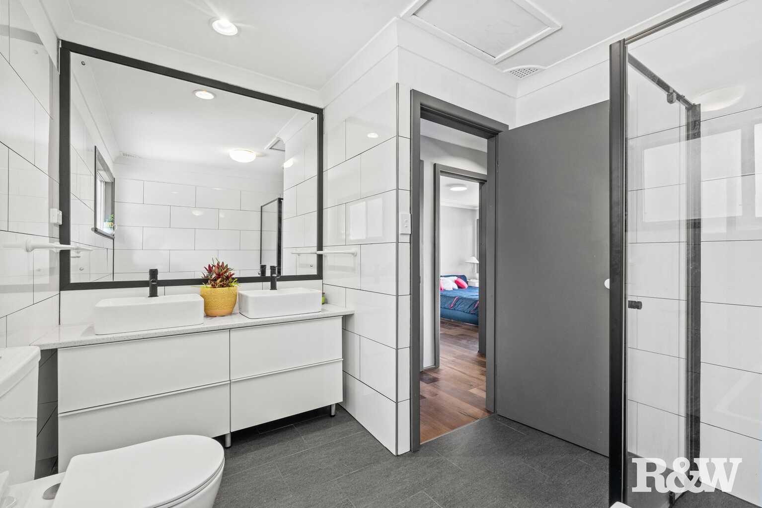 133 Brisbane Water Drive Point Clare