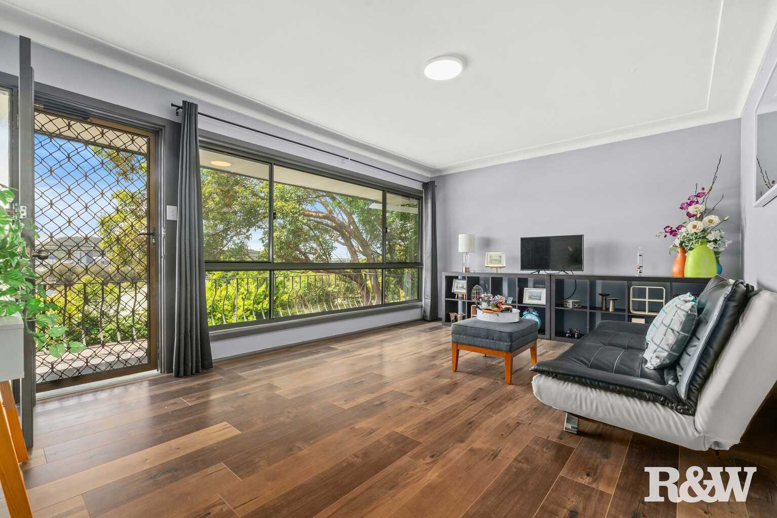 133 Brisbane Water Drive Point Clare