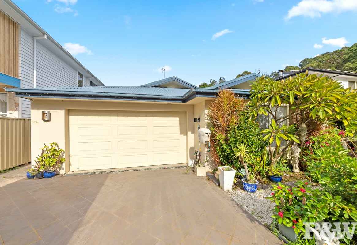 * Single Level Home with an Attached 1 Bedroom Studio *