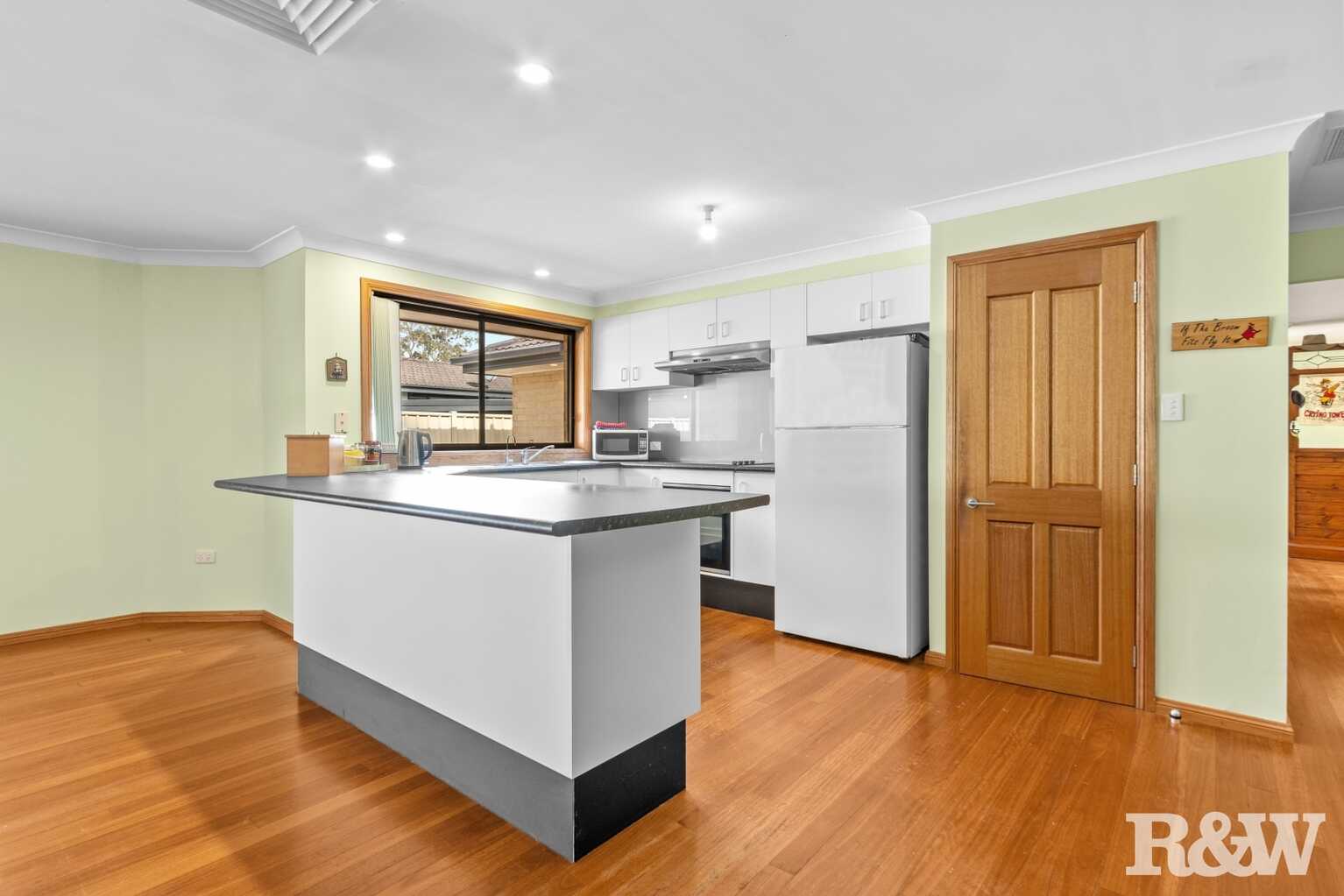 10a Angler St Woy Woy 10a Angler St Woy Woy