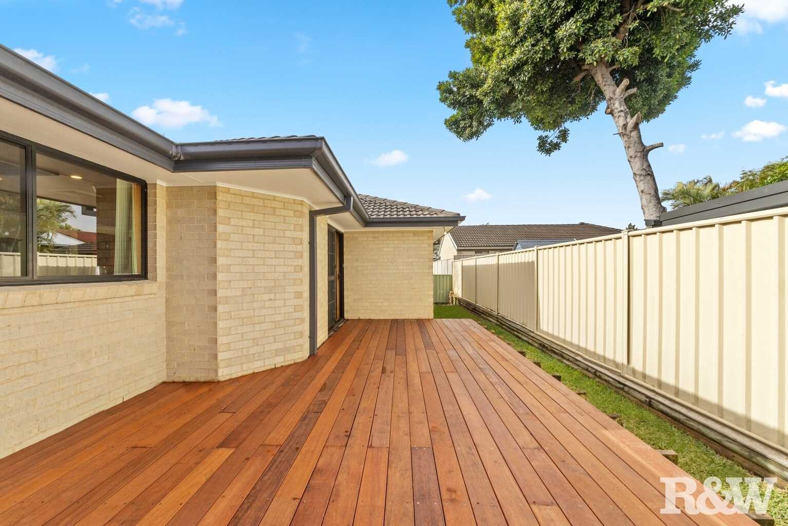 10a Angler St Woy Woy 10a Angler St Woy Woy