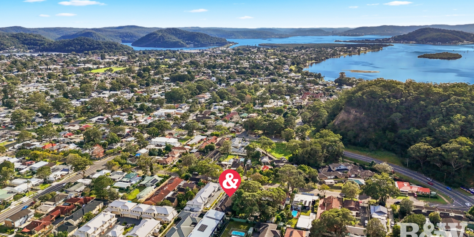 2/16 Warwick Street Blackwall 2/16 Warwick Street Blackwall