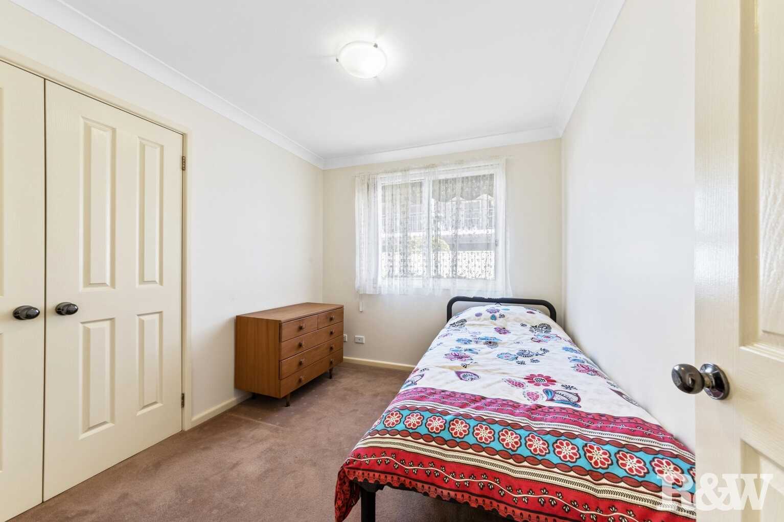 2/16 Warwick Street Blackwall 2/16 Warwick Street Blackwall
