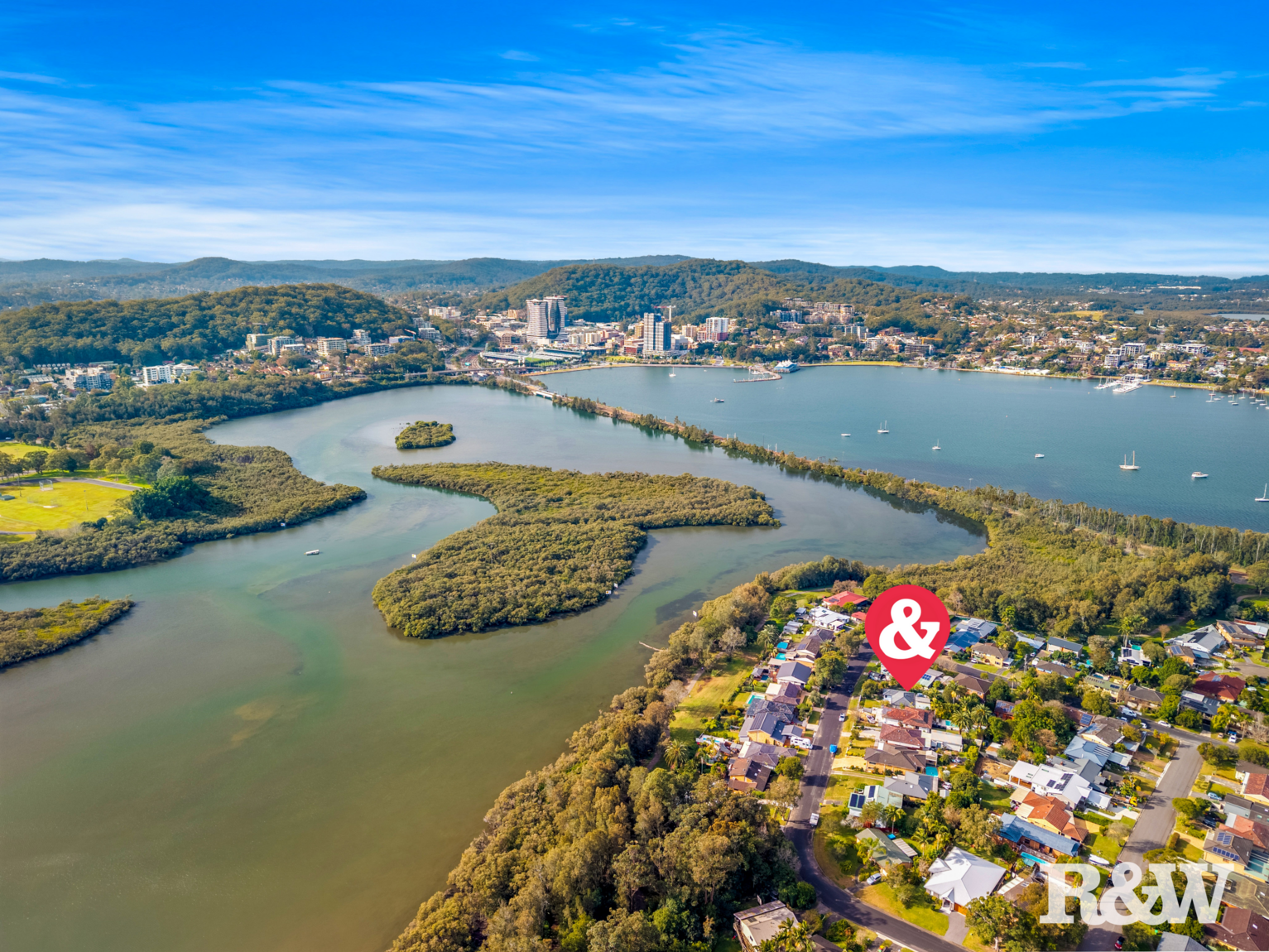 27 Matthews Parade Point Clare