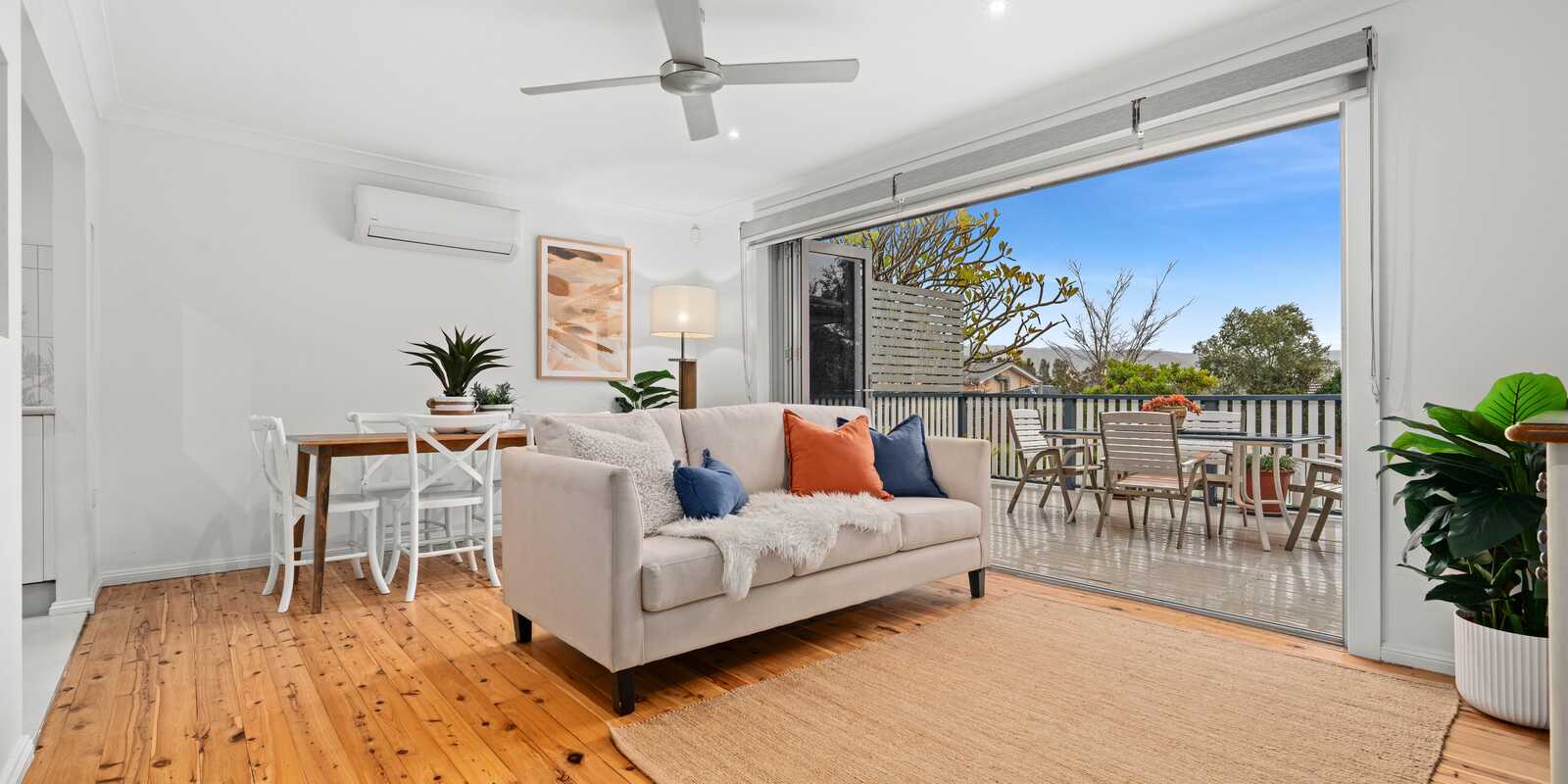 27 Matthews Parade Point Clare