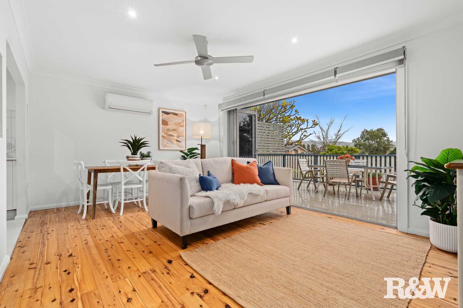 27 Matthews Parade Point Clare