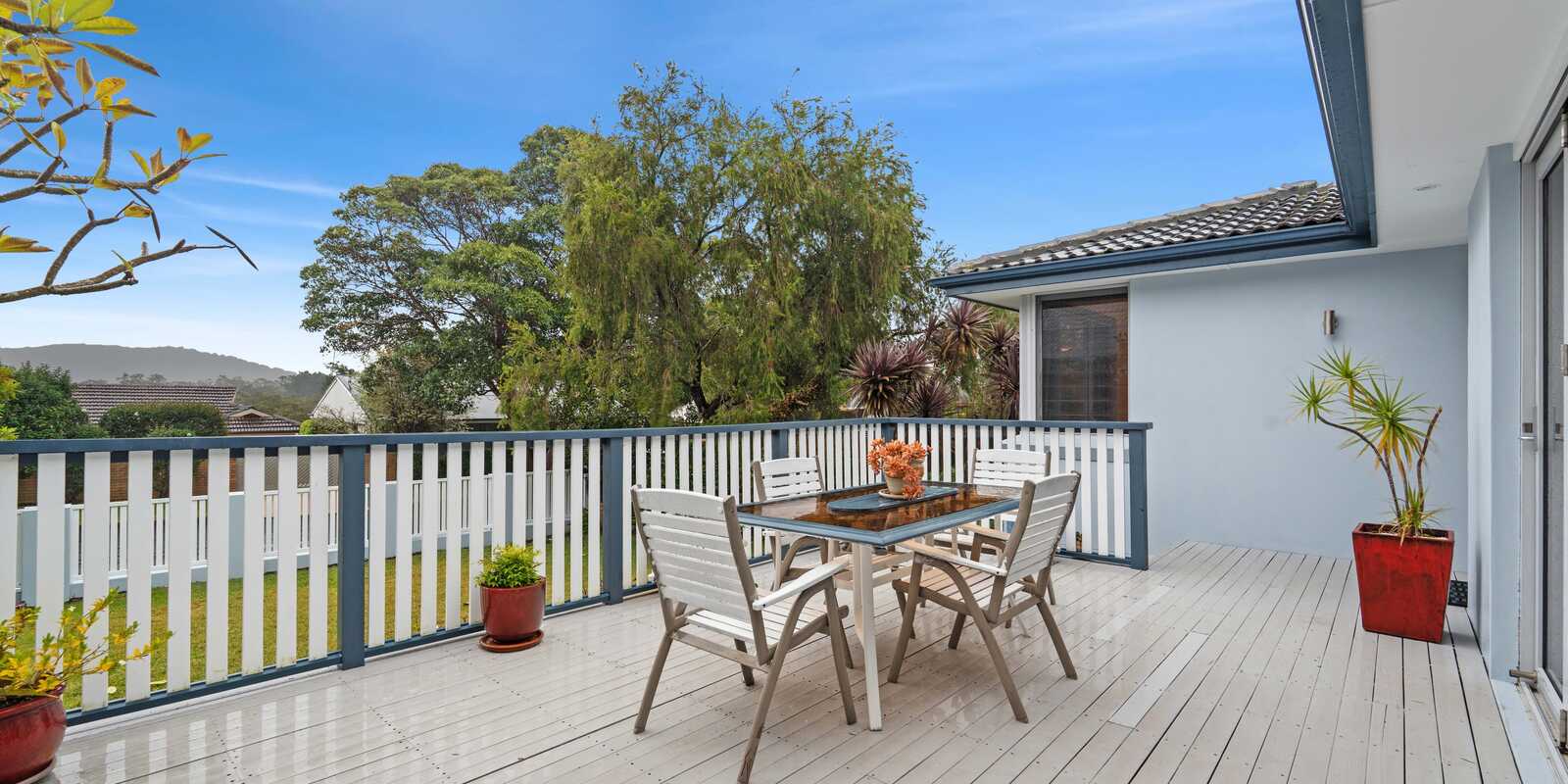 27 Matthews Parade Point Clare