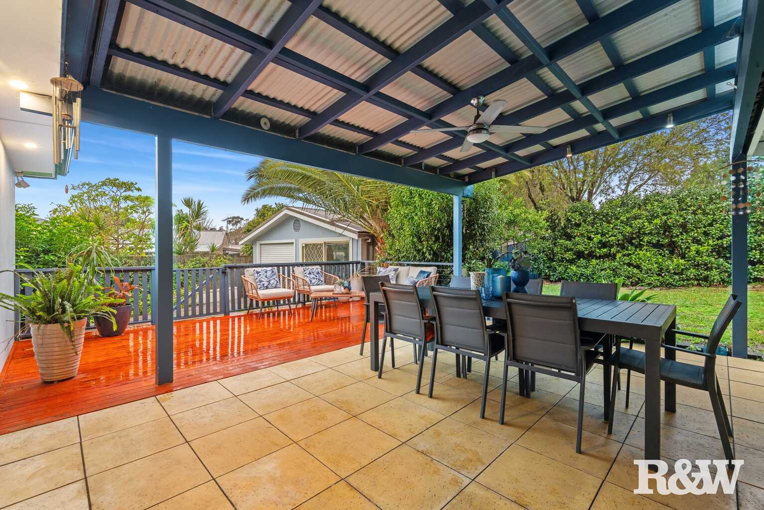 27 Matthews Parade Point Clare