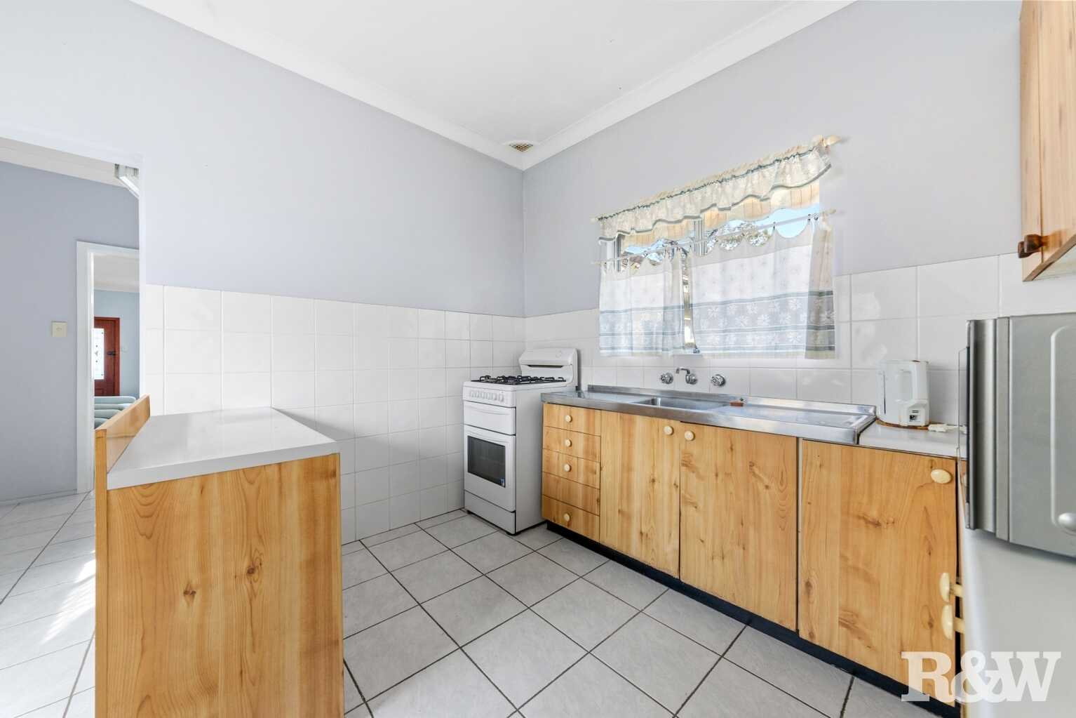 71 Karingi Street Ettalong Beach