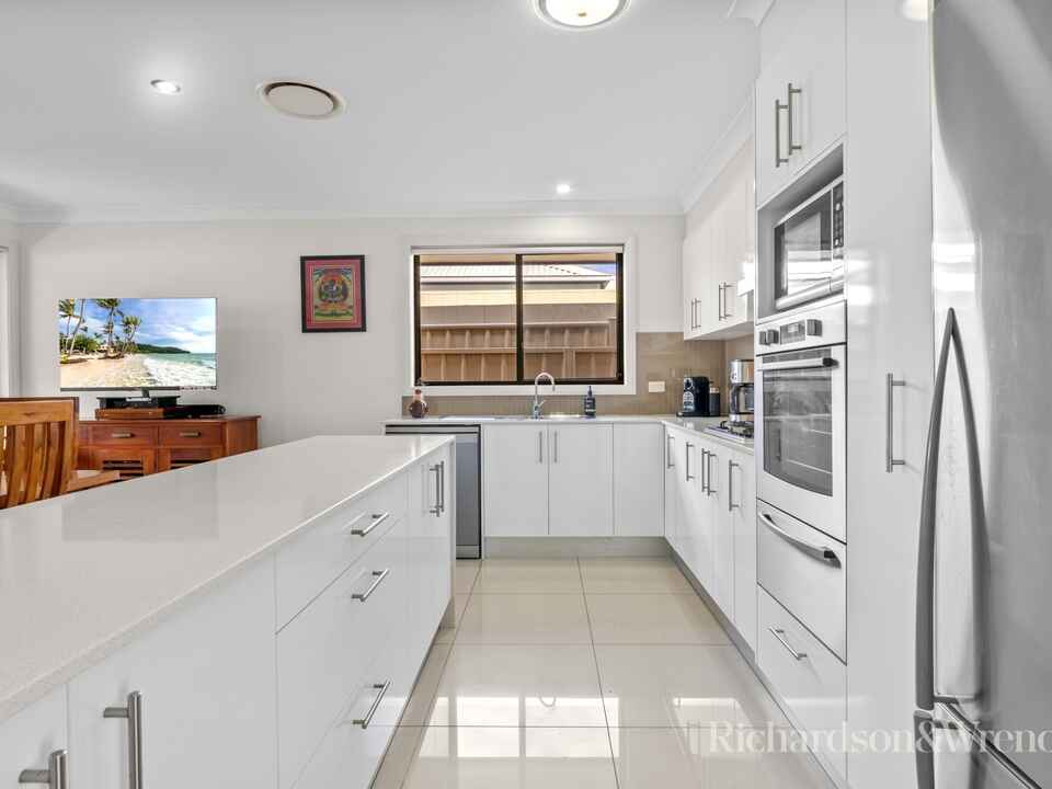 2/16 Hood Street Ettalong Beach