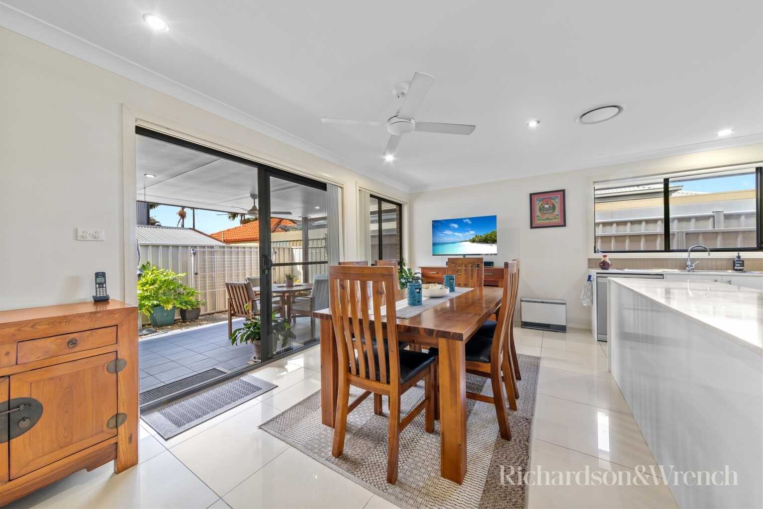 2/16 Hood Street Ettalong Beach