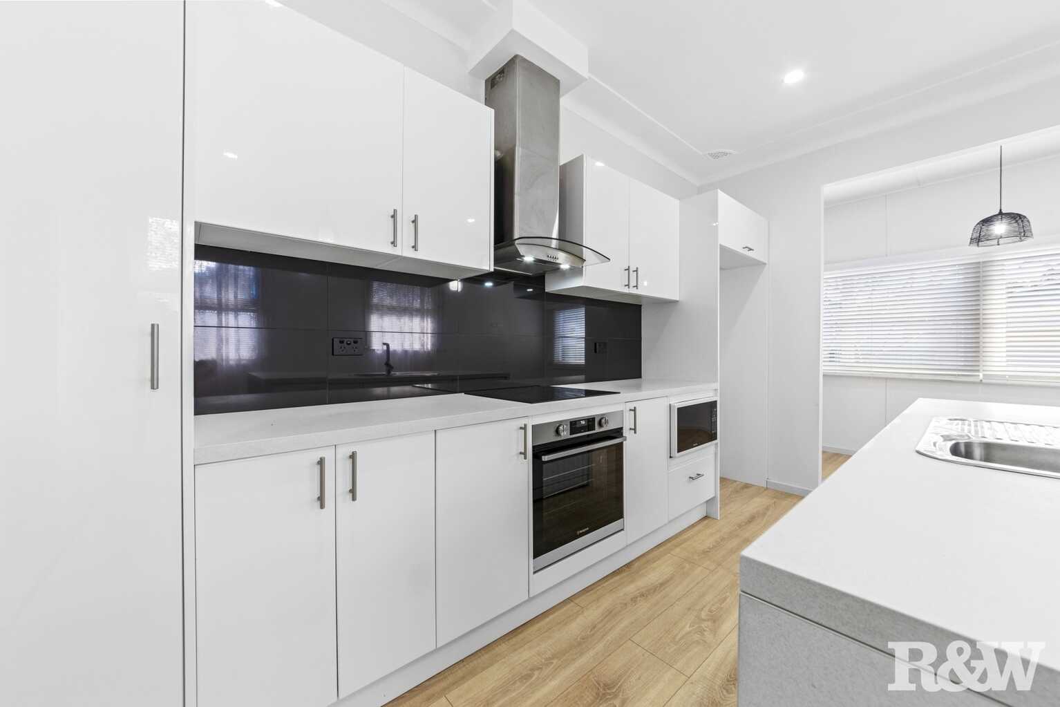 11 Melbourne Avenue Umina Beach 11 Melbourne Avenue Umina Beach