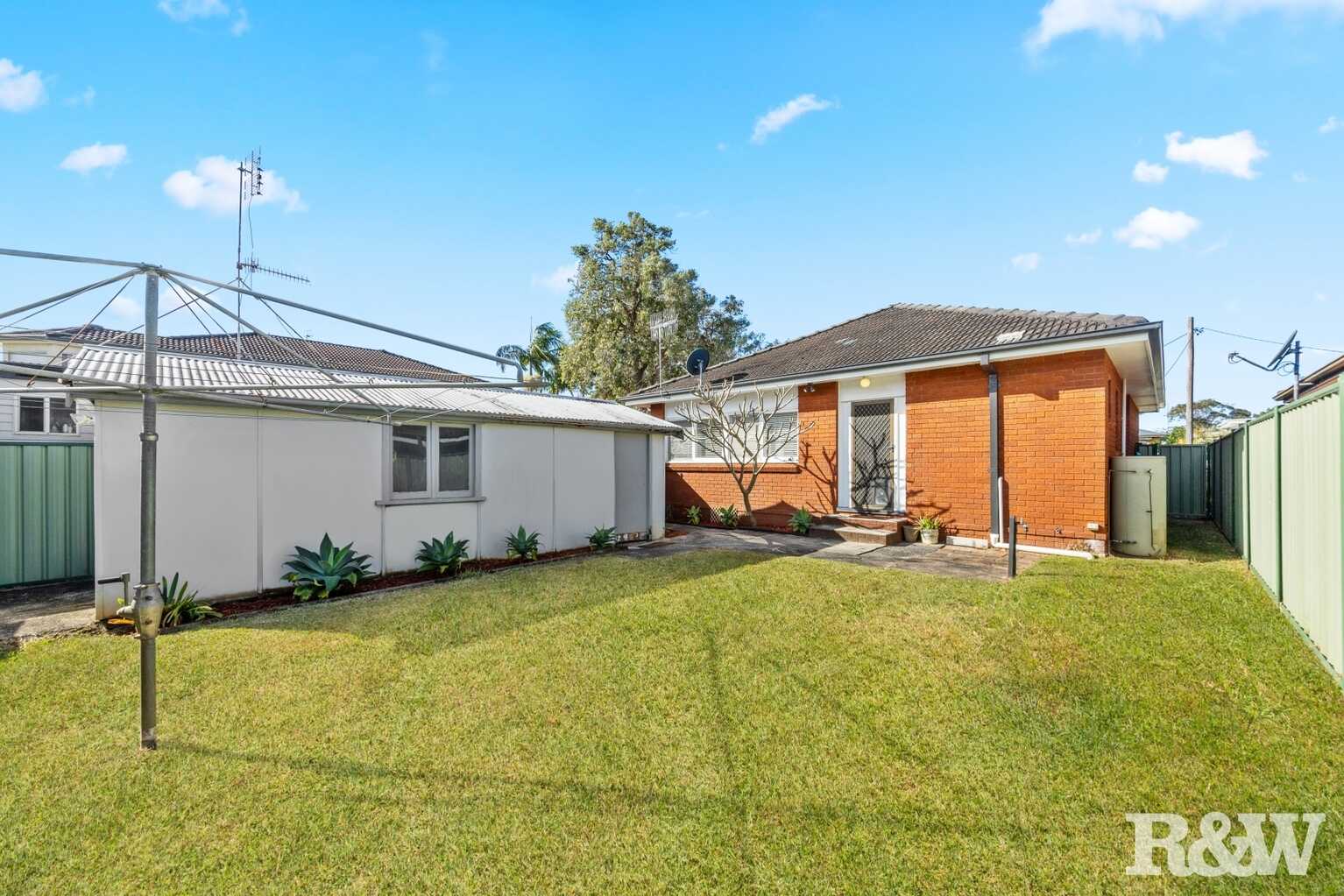 11 Melbourne Avenue Umina Beach 11 Melbourne Avenue Umina Beach